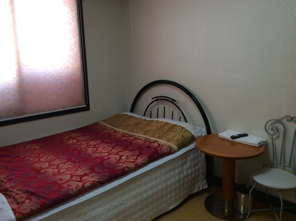 Busanjang Motel Bagian luar foto