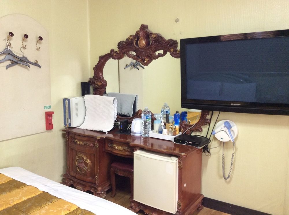 Busanjang Motel Bagian luar foto