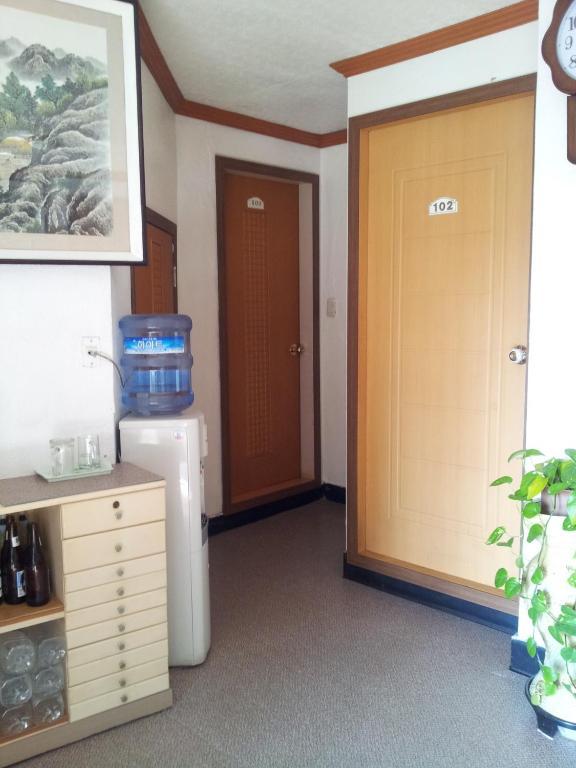 Busanjang Motel Bagian luar foto